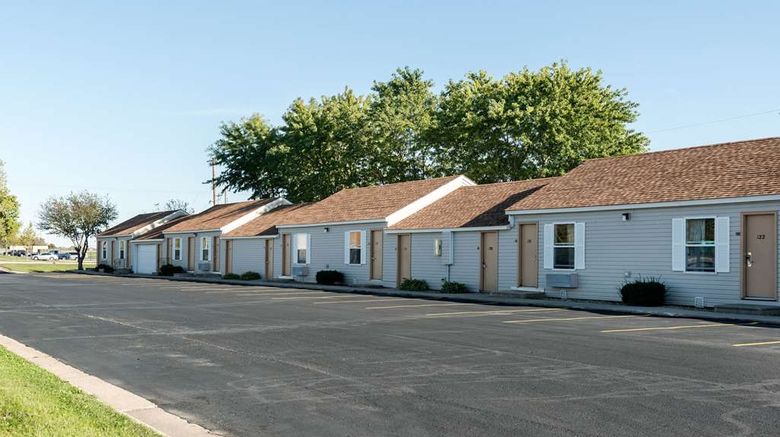 <b>Rodeway Inn and Suites Austin I-90 Exterior</b>. Images powered by <a href="https://iceportal.shijigroup.com/" title="IcePortal" target="_blank">IcePortal</a>.