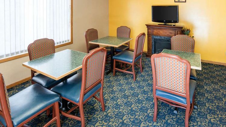 Rodeway Inn and Suites Austin I-90 Restaurant