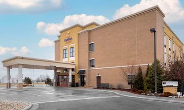 Comfort Suites & Conference Center