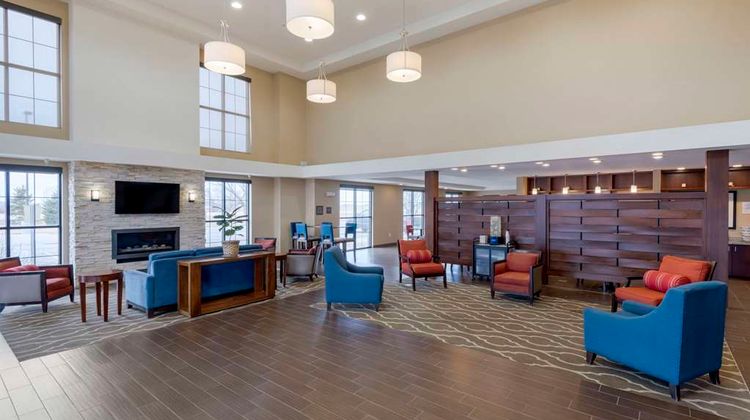 Comfort Suites & Conference Center Lobby