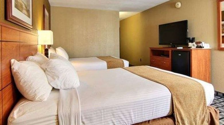 <b>Quality Inn, Thief River Falls Room</b>. Images powered by <a href="https://iceportal.shijigroup.com/" title="IcePortal" target="_blank">IcePortal</a>.