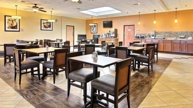 <b>Quality Inn, Thief River Falls Restaurant</b>. Images powered by <a href="https://iceportal.shijigroup.com/" title="IcePortal" target="_blank">IcePortal</a>.