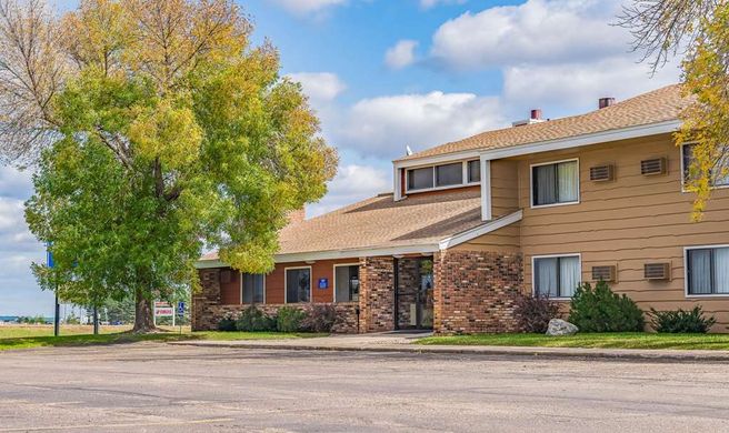 Rodeway Inn & Suites, St Jospeh Exterior
