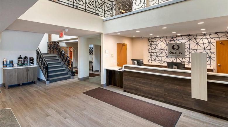 <b>Quality Inn Saint Cloud Lobby</b>. Images powered by <a href="https://iceportal.shijigroup.com/" title="IcePortal" target="_blank">IcePortal</a>.