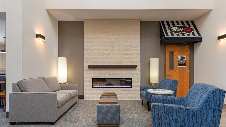 <b>Quality Inn Saint Cloud Lobby</b>. Images powered by <a href="https://iceportal.shijigroup.com/" title="IcePortal" target="_blank">IcePortal</a>.