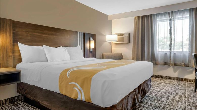 <b>Quality Inn Saint Cloud Room</b>. Images powered by <a href="https://iceportal.shijigroup.com/" title="IcePortal" target="_blank">IcePortal</a>.