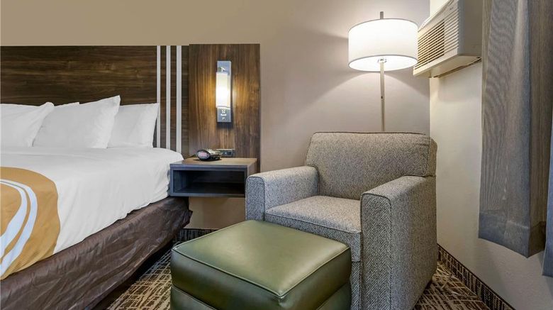 <b>Quality Inn Saint Cloud Room</b>. Images powered by <a href="https://iceportal.shijigroup.com/" title="IcePortal" target="_blank">IcePortal</a>.