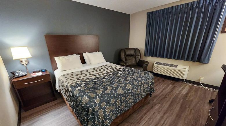 <b>Park Inn by Radisson Ortonville Room</b>. Images powered by <a href="https://iceportal.shijigroup.com/" title="IcePortal" target="_blank">IcePortal</a>.