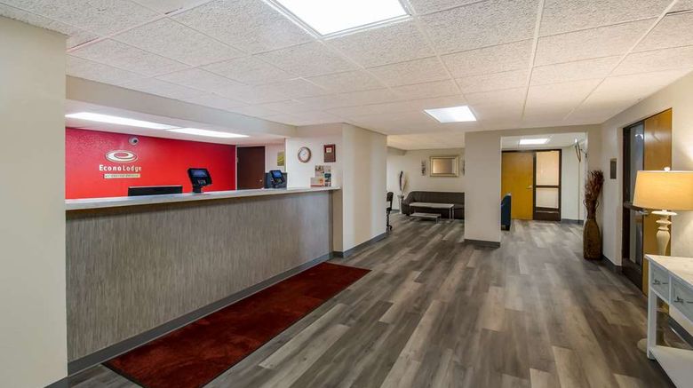 <b>Econo Lodge near Miller Hill Mall Lobby</b>. Images powered by <a href="https://iceportal.shijigroup.com/" title="IcePortal" target="_blank">IcePortal</a>.