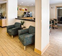 Quality Inn Lobby