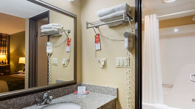 <b>Econo Lodge Belton - Kansas City South Room</b>. Images powered by <a href="https://iceportal.shijigroup.com/" title="IcePortal" target="_blank">IcePortal</a>.