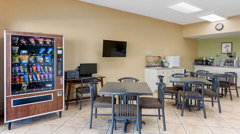 <b>Econo Lodge Belton - Kansas City South Restaurant</b>. Images powered by <a href="https://iceportal.shijigroup.com/" title="IcePortal" target="_blank">IcePortal</a>.