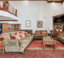 Econo Lodge Truman Inn Lobby