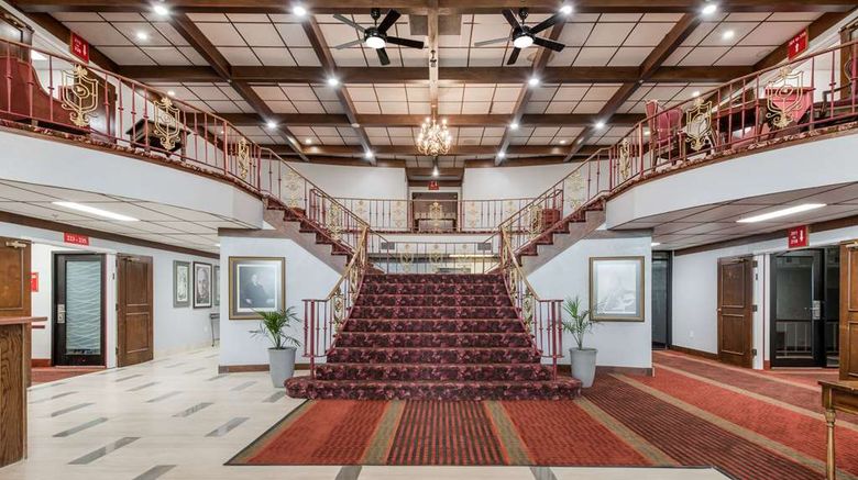 <b>Econo Lodge Truman Inn Lobby</b>. Images powered by <a href="https://iceportal.shijigroup.com/" title="IcePortal" target="_blank">IcePortal</a>.