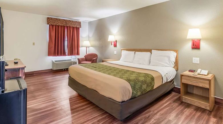 <b>Econo Lodge Truman Inn Room</b>. Images powered by <a href="https://iceportal.shijigroup.com/" title="IcePortal" target="_blank">IcePortal</a>.