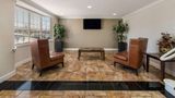 Quality Inn Airport Lobby