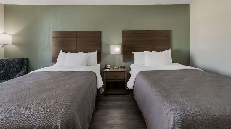 <b>Quality Inn Airport Room</b>. Images powered by <a href="https://iceportal.shijigroup.com/" title="IcePortal" target="_blank">IcePortal</a>.