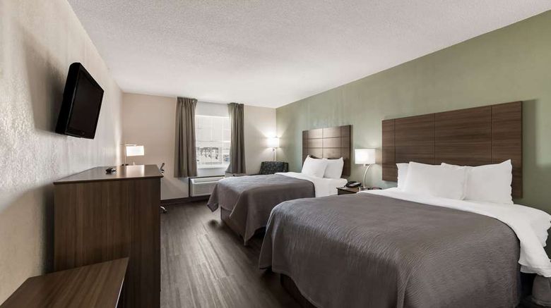 <b>Quality Inn Airport Room</b>. Images powered by <a href="https://iceportal.shijigroup.com/" title="IcePortal" target="_blank">IcePortal</a>.