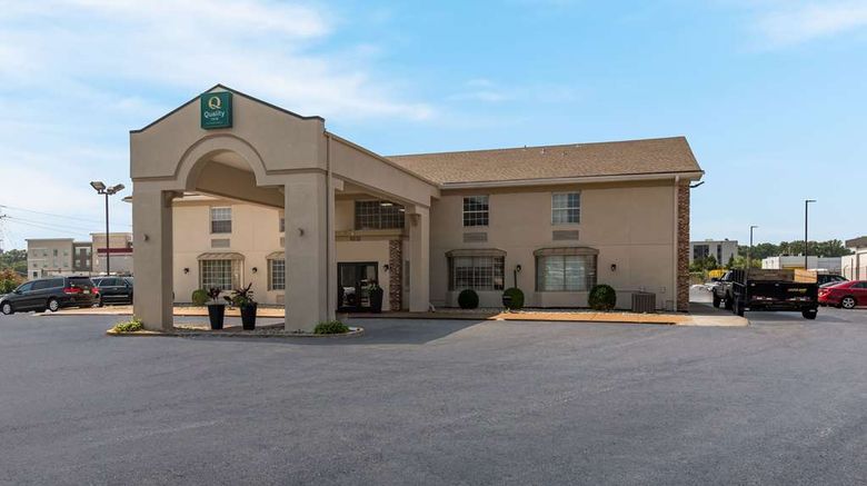 <b>Quality Inn Airport Exterior</b>. Images powered by <a href="https://iceportal.shijigroup.com/" title="IcePortal" target="_blank">IcePortal</a>.