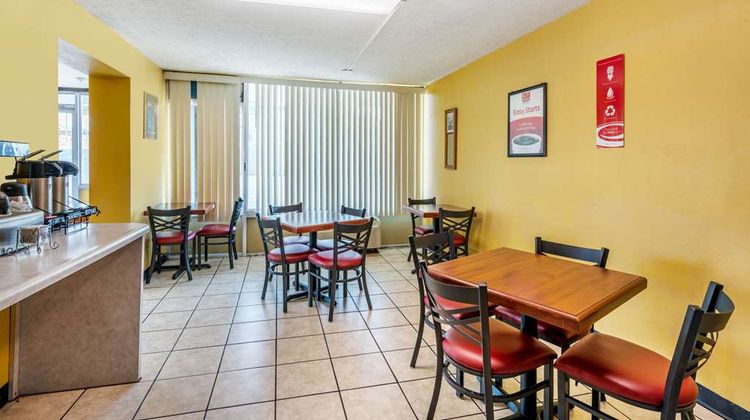 Econo Lodge Restaurant