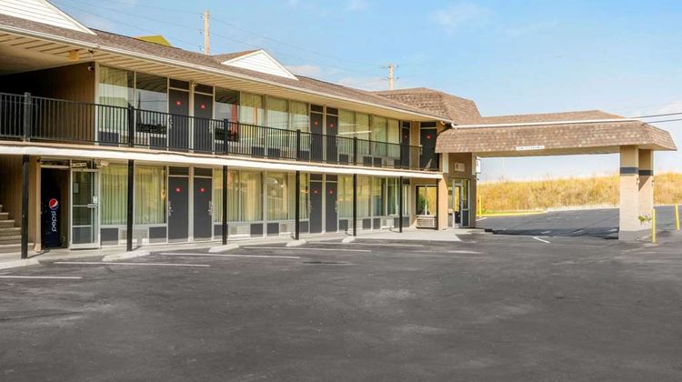 Econo Lodge Exterior