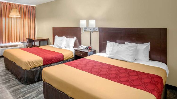 Econo Lodge Room