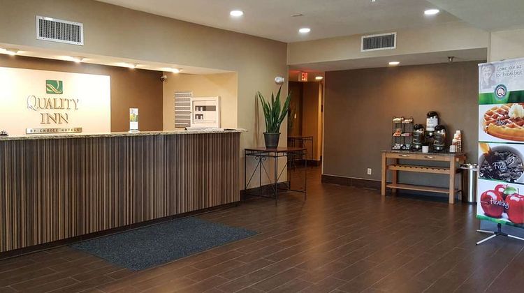 Quality Inn Lobby