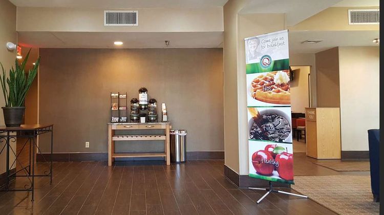 Quality Inn Lobby