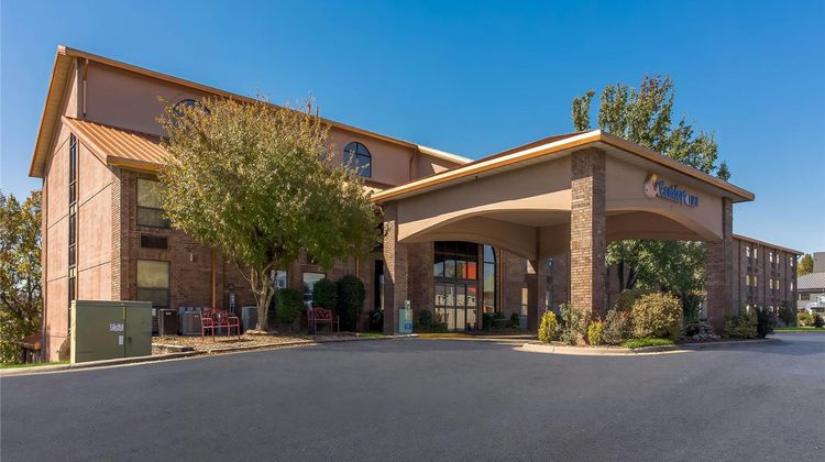 Comfort Inn at Thousand Hills Exterior