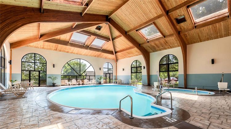 Comfort Inn at Thousand Hills Pool