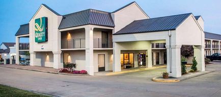 Quality Inn South Exterior