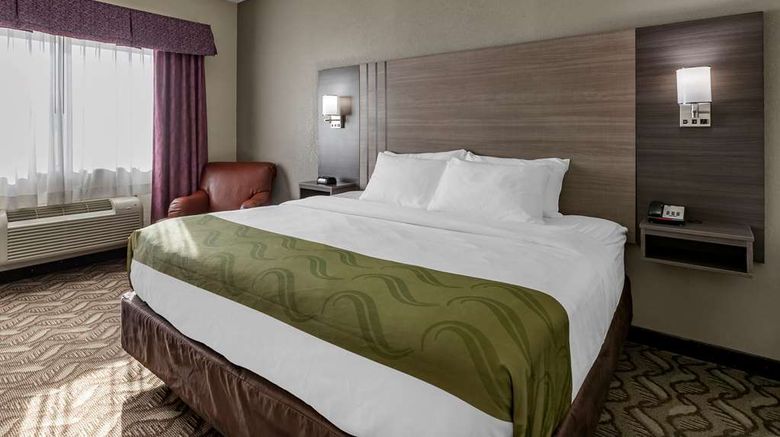 <b>Quality Inn Kirksville Room</b>. Images powered by <a href="https://iceportal.shijigroup.com/" title="IcePortal" target="_blank">IcePortal</a>.