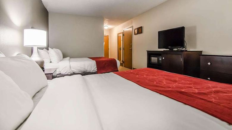 <b>Quality Suites St Joseph Room</b>. Images powered by <a href="https://iceportal.shijigroup.com/" title="IcePortal" target="_blank">IcePortal</a>.