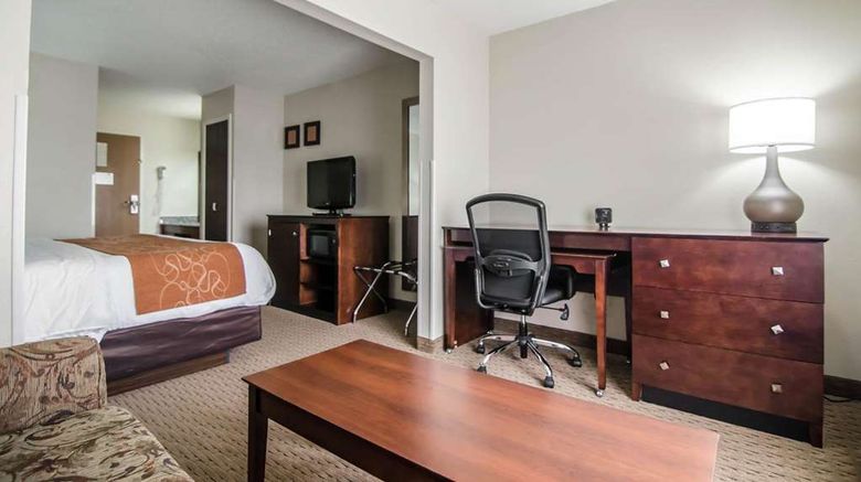 <b>Quality Suites St Joseph Room</b>. Images powered by <a href="https://iceportal.shijigroup.com/" title="IcePortal" target="_blank">IcePortal</a>.