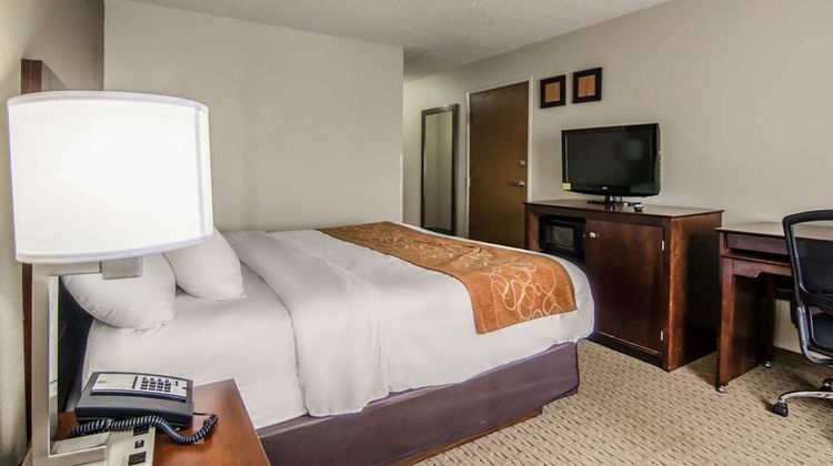 Quality Suites St Joseph Room