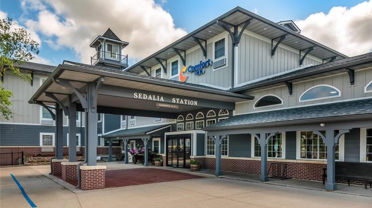 Comfort Inn Sedalia Station Exterior