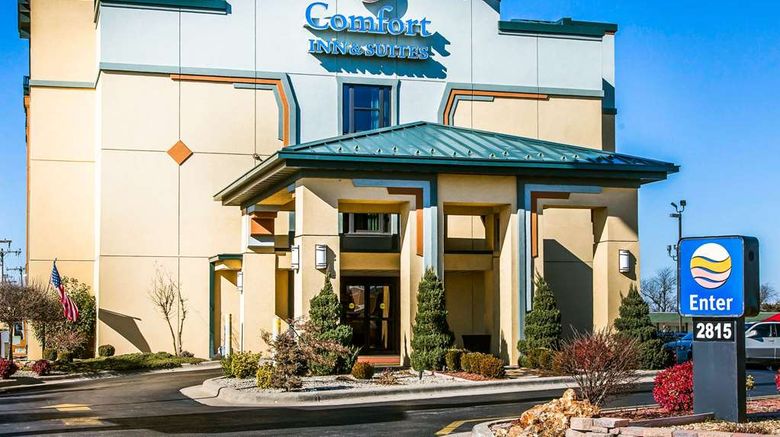 <b>Comfort Inn & Suites Springfield I-44 Exterior</b>. Images powered by <a href="https://iceportal.shijigroup.com/" title="IcePortal" target="_blank">IcePortal</a>.