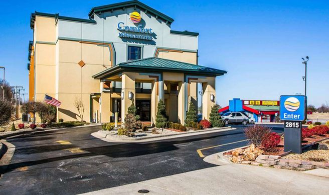 Comfort Inn & Suites Springfield I-44 Exterior