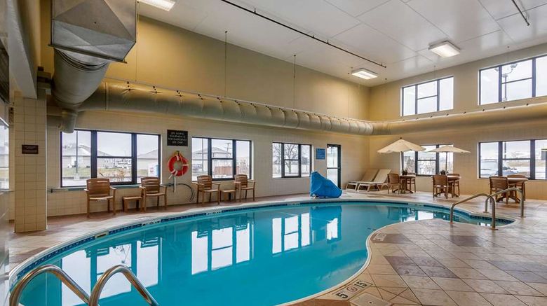 <b>Comfort Inn & Suites Springfield I-44 Pool</b>. Images powered by <a href="https://iceportal.shijigroup.com/" title="IcePortal" target="_blank">IcePortal</a>.