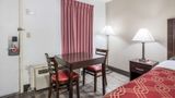 <b>Econo Lodge Cameron Room</b>. Images powered by <a href="https://iceportal.shijigroup.com/" title="IcePortal" target="_blank">IcePortal</a>.