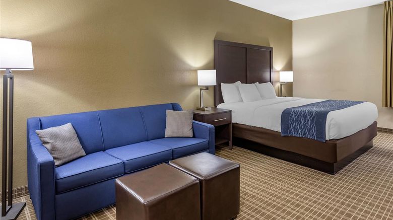 <b>Comfort Inn St. Robert/Fort Leonard Wood Suite</b>. Images powered by <a href="https://iceportal.shijigroup.com/" title="IcePortal" target="_blank">IcePortal</a>.