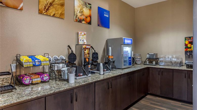 <b>Comfort Inn St. Robert/Fort Leonard Wood Restaurant</b>. Images powered by <a href="https://iceportal.shijigroup.com/" title="IcePortal" target="_blank">IcePortal</a>.