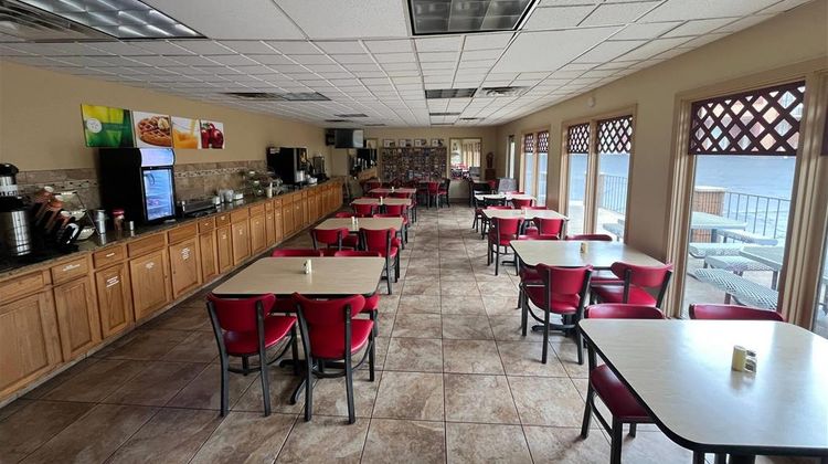 Quality Inn Branson West Theatre District Restaurant