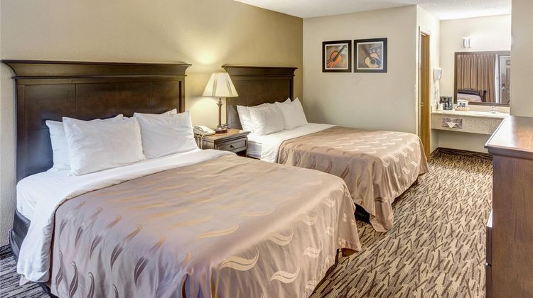 Quality Inn Branson West Theatre District Room