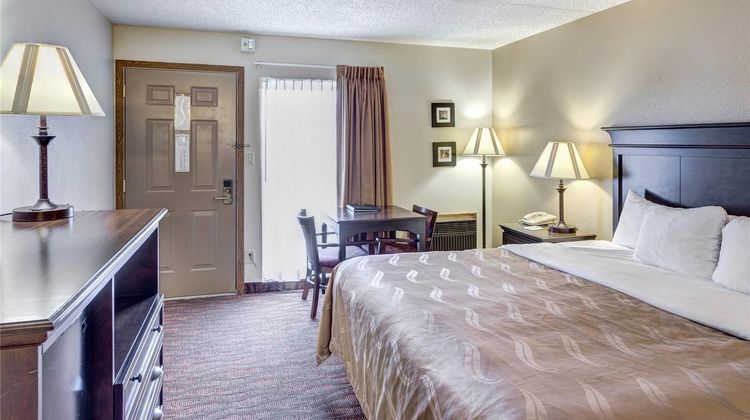 Quality Inn Branson West Theatre District Room