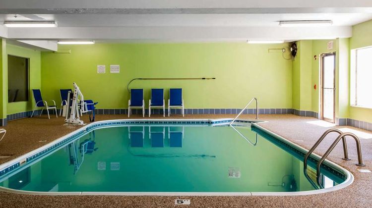 Sleep Inn & Suites St Charles Pool