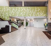 Sleep Inn & Suites St Charles Lobby