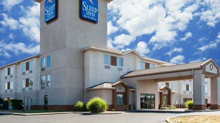 Sleep Inn & Suites St Charles Exterior