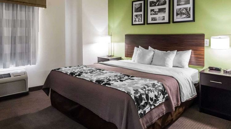 Sleep Inn & Suites St Charles Room