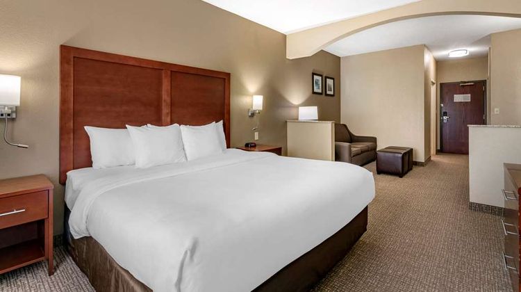 Comfort Inn & Suites, O'Fallon Room